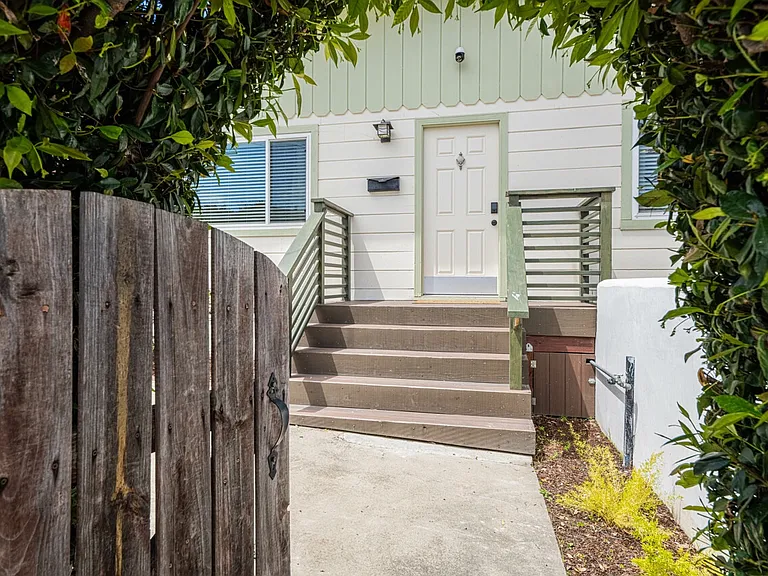 Harding St — Photo 21