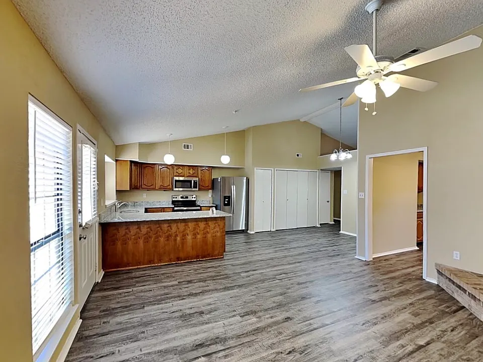 529 Shennandoah Dr #529