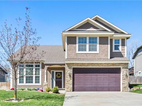 504 S 137th Pl, Bonner Springs, KS 66012
