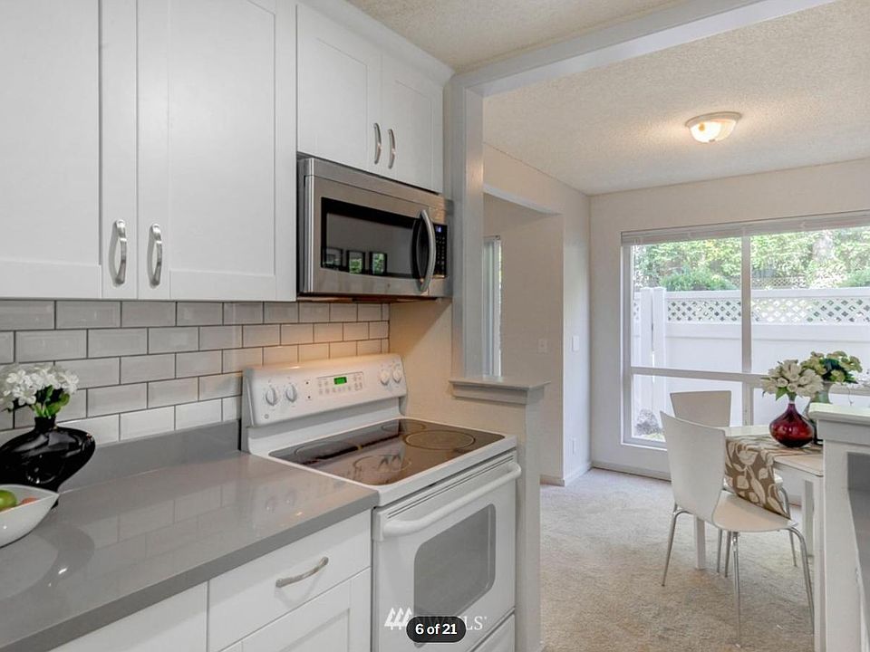 1st image of 12631 NE 9th Pl #C