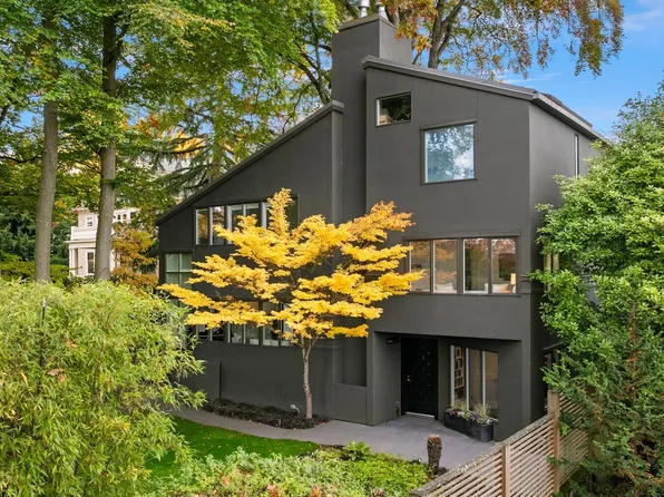 1615 39th Avenue E, Seattle, WA 98112