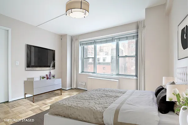 Sold by Stribling | media 22