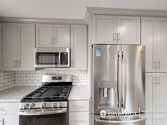 4th image of 4926 Winchester Pl