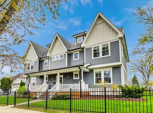 240 E Adams St, Elmhurst, IL 60126