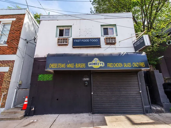 2608 Paterson Plank Road image 2 of 20