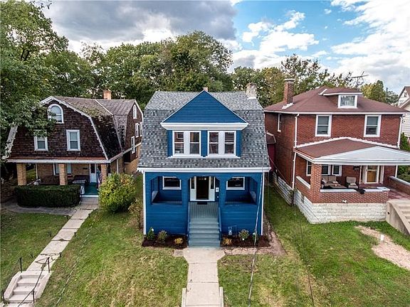 Welcome to 3529 Diploma Street, the ultimate in chic city neighborhood living! From the contemporary blue exterior to the new ro