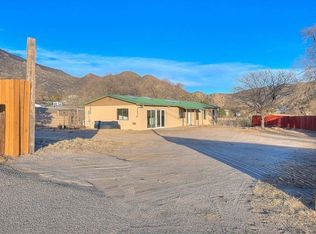 5 Coyote Springs Rd, Albuquerque, NM 87123