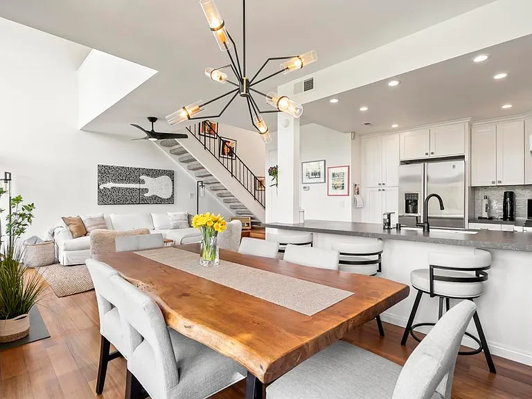 530 San Andres Dr — Photo 10