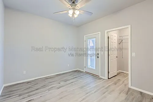 7010 N 80th Ave #3 Photo 1