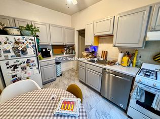 25 Mount Hood Rd APT 8, Brighton, MA 02135