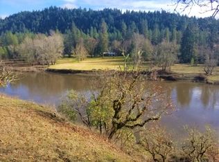 5075 Riverbanks Rd, Grants Pass, OR 97527