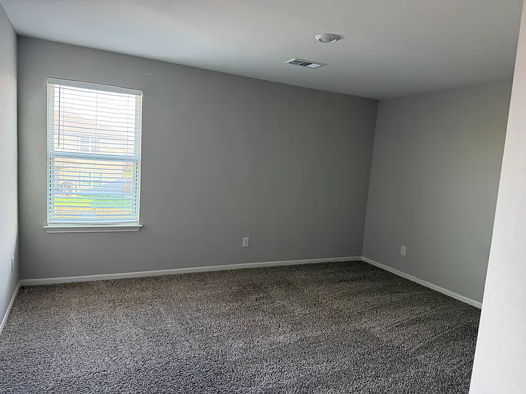 105 Declaration Ln — Photo 31