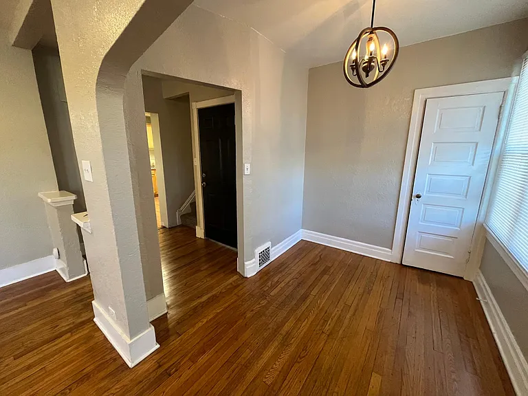 638 E 12th Ave #MAIN LEVEL — Photo 22