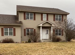 9320 S 48th St, Franklin, WI 53132
