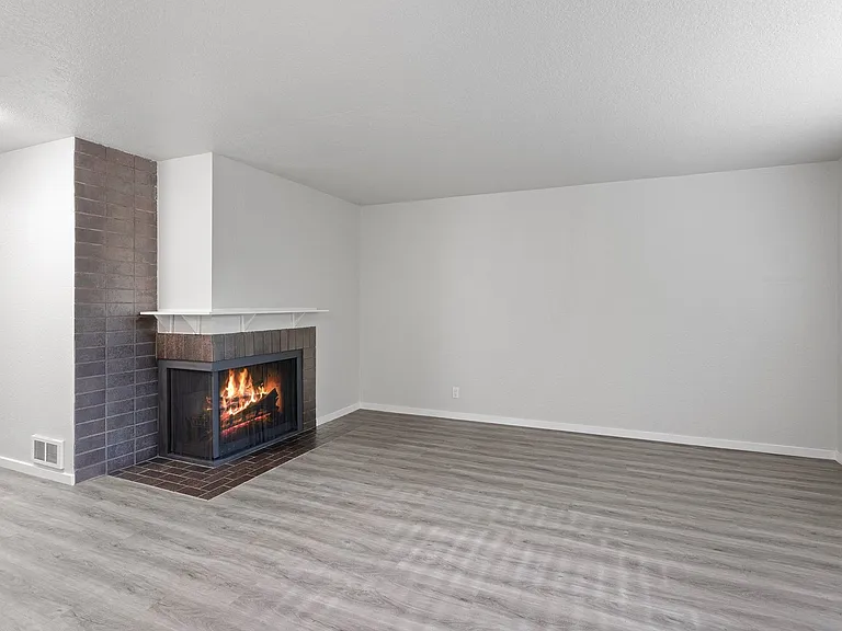 North Forest Apartments — Photo 21