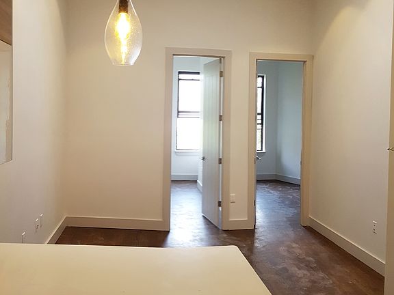4th image of 177 Wyckoff Ave #5L