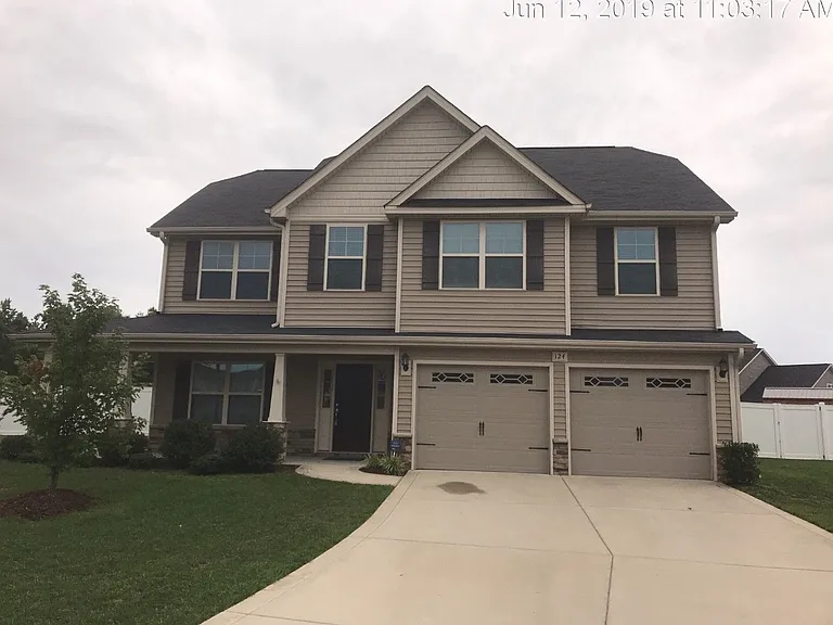 124 Sorrel Ct — Photo 1
