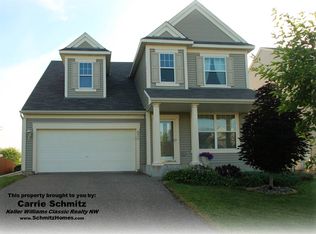 8475 Jonquil Ln N, Maple Grove, MN 55369