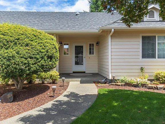 2nd image of 2206 Egret Ct