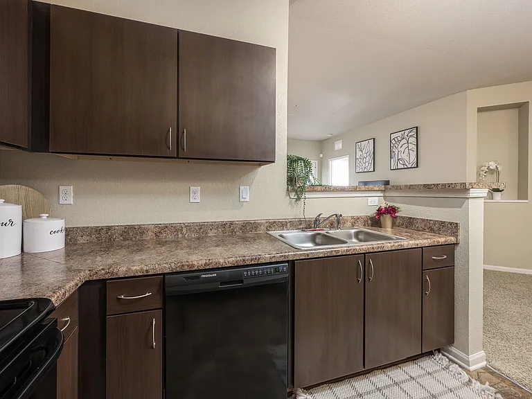 Spring Creek Apartments — Photo 24