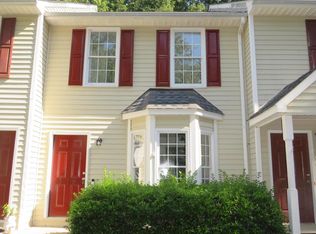 118 Luxon Pl, Cary, NC 27513
