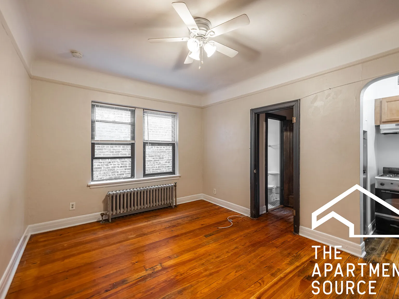 Studio, 400 sqft, $1,250 — Photo 2