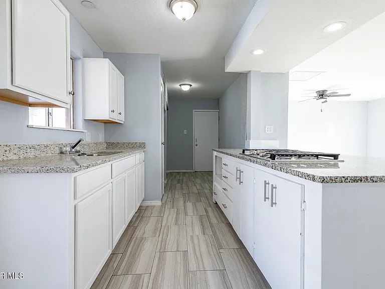 10733 Tourmaline St — Photo 18