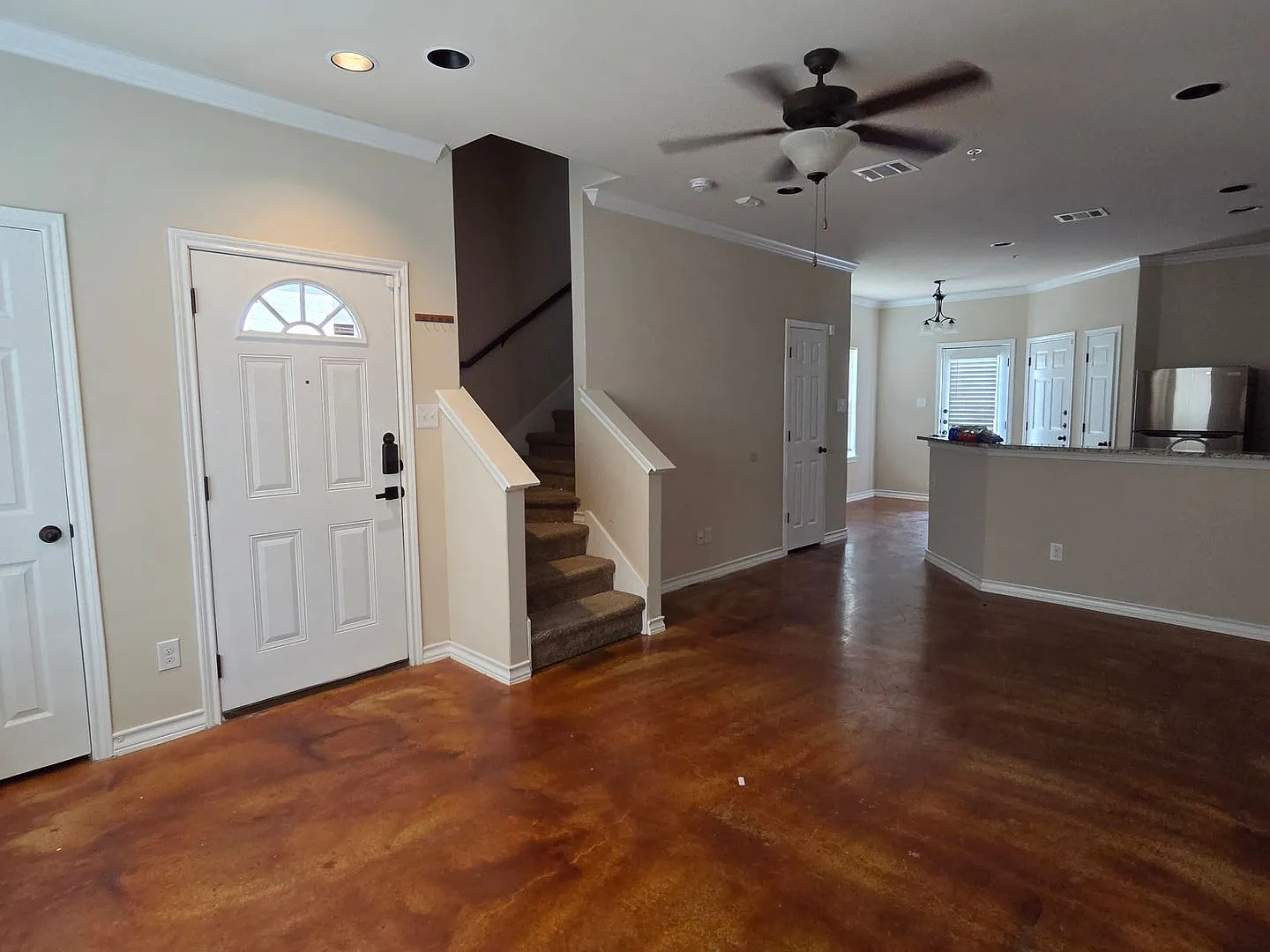 610 Meadow Arbor Ln #2, Universal City, TX. 78148 — Photo 3