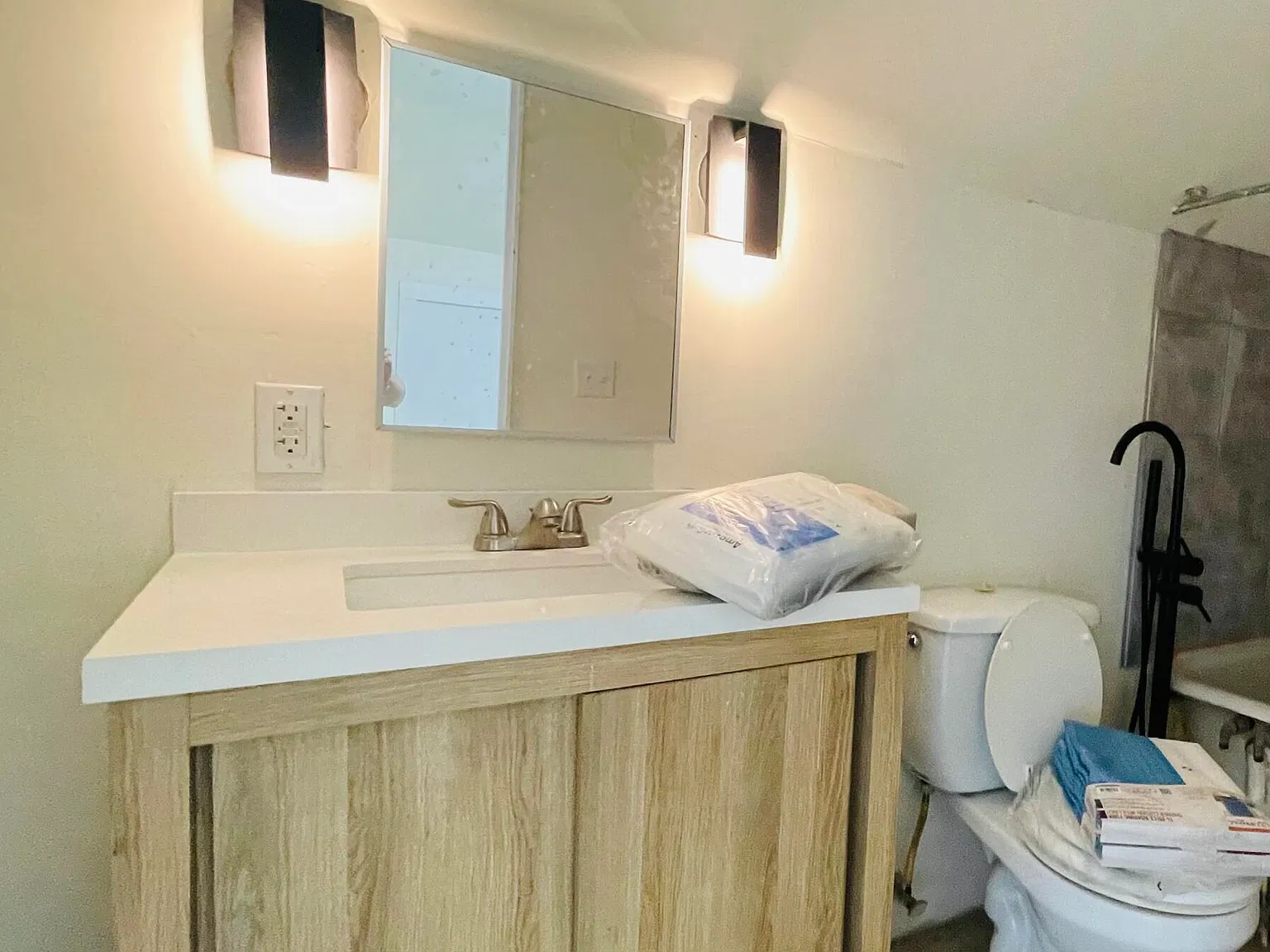 1 bed, 1.0 bath, 650 sqft, $975 — Photo 4