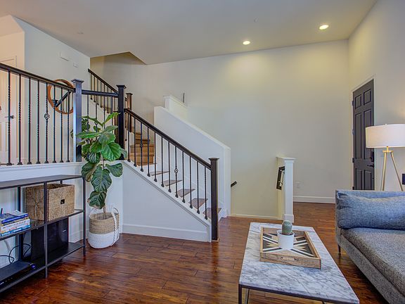 5th image of 249 Esfahan Ct