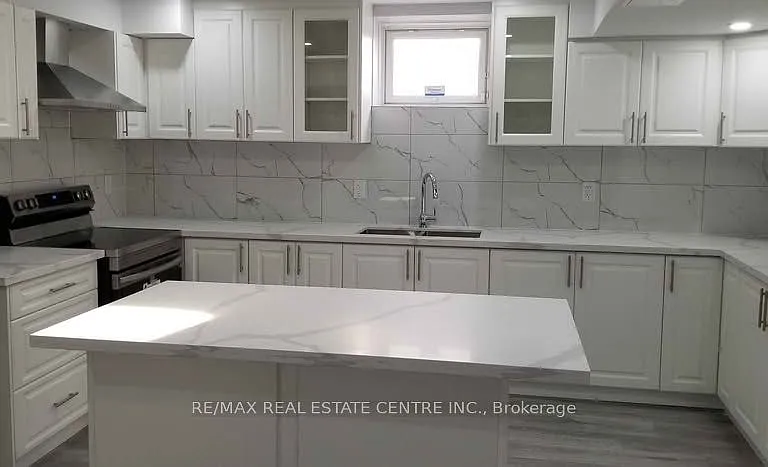3 Upperlinks Dr #BASEMENT — Photo 2
