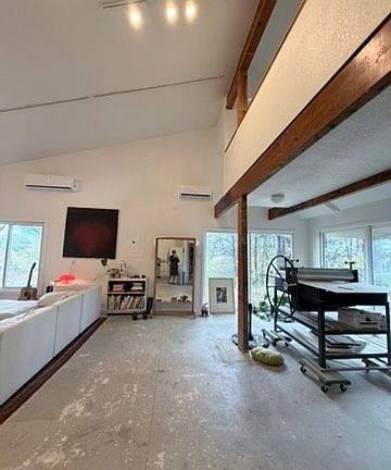 4th image of 6769 Jay Rd