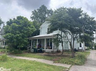 302 W Washington Ave, Fairfield, IA 52556