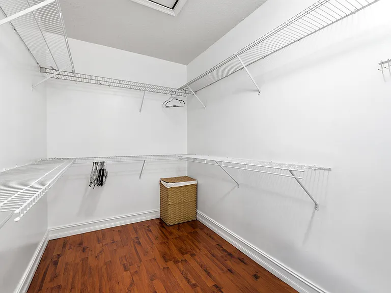 13533 Fountain View Blvd — Photo 14