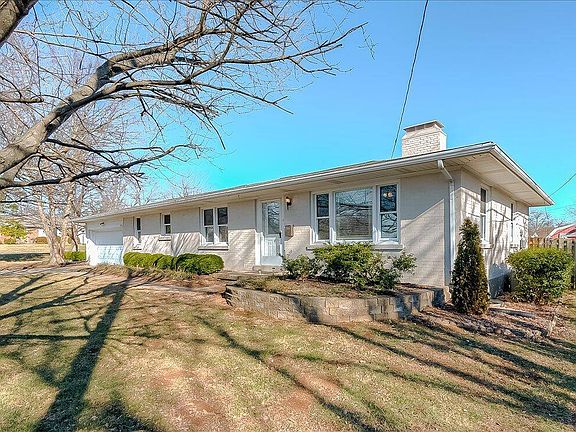 2nd image of 1103 Bluegrass Ave