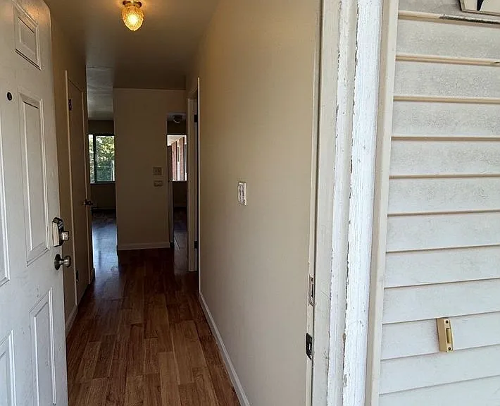 3837 Woodland Park Ave N #3831 — Photo 2