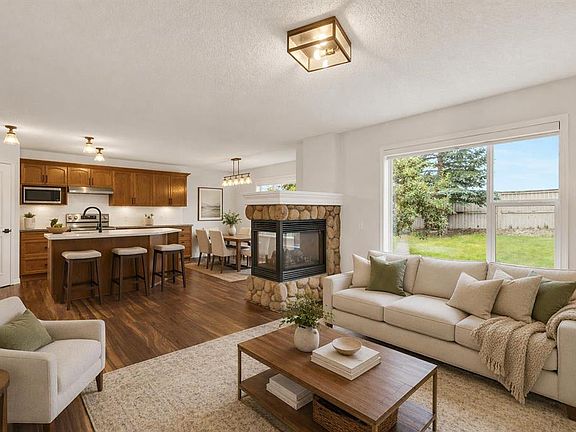 4th image of 331 N Springbank Pl SW