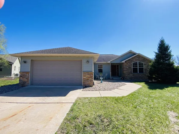 645 Lakeview Avenue, Merrimac, WI 53561