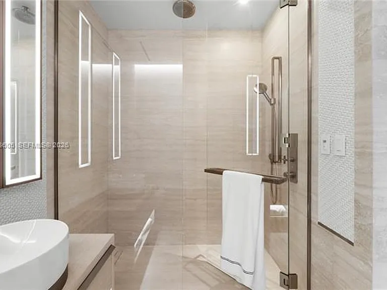 8955 NE Collins Ave #301 — Photo 18