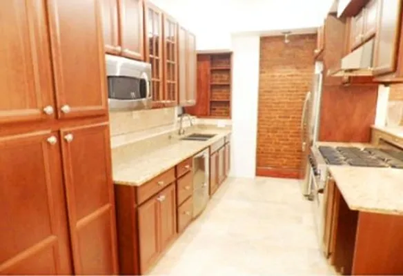Rented by Citi Habitats | media 13