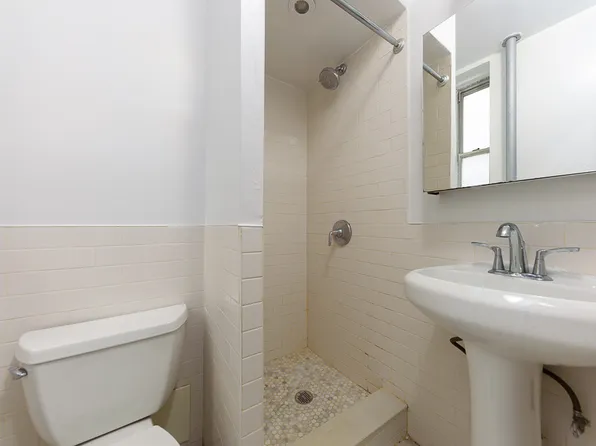 339 East 12th Street image 5 of 5