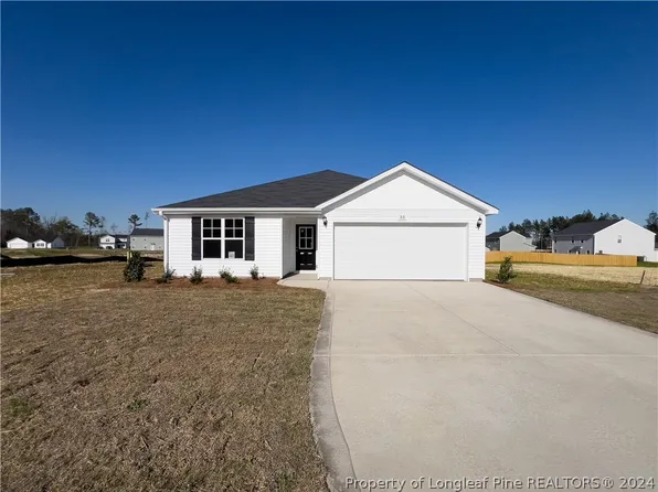 35 Pointer Way #40, Parkton, NC 28371