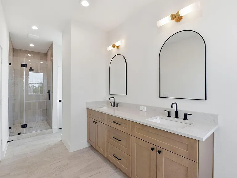 7704 Earl Rudder Way — Photo 35
