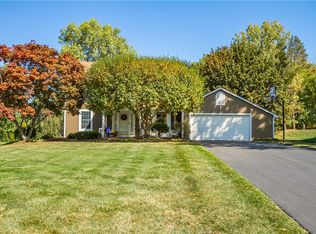 4 Halstead Rise, Fairport, NY 14450