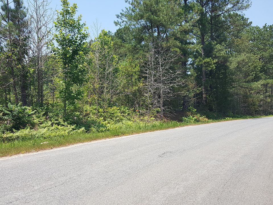 Road frontage on Mt Creek Rd
