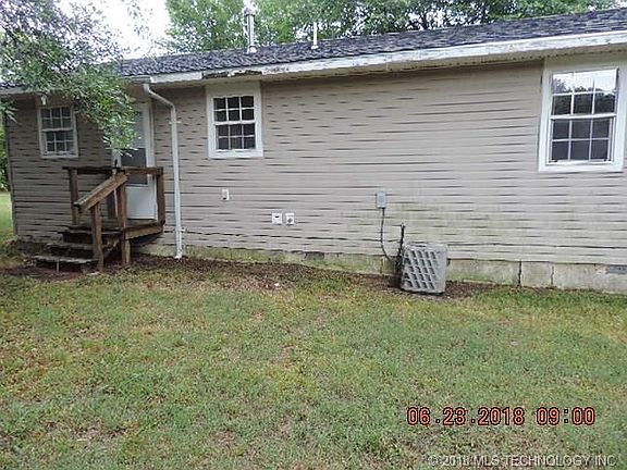 2nd image of 611 E Jackson Ave N