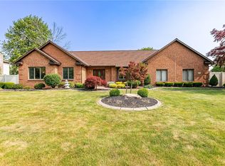49 Obrien Dr, Lockport, NY