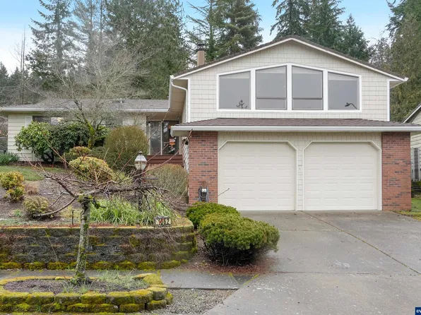 1662 SW 29th Ct, Gresham, OR 97080