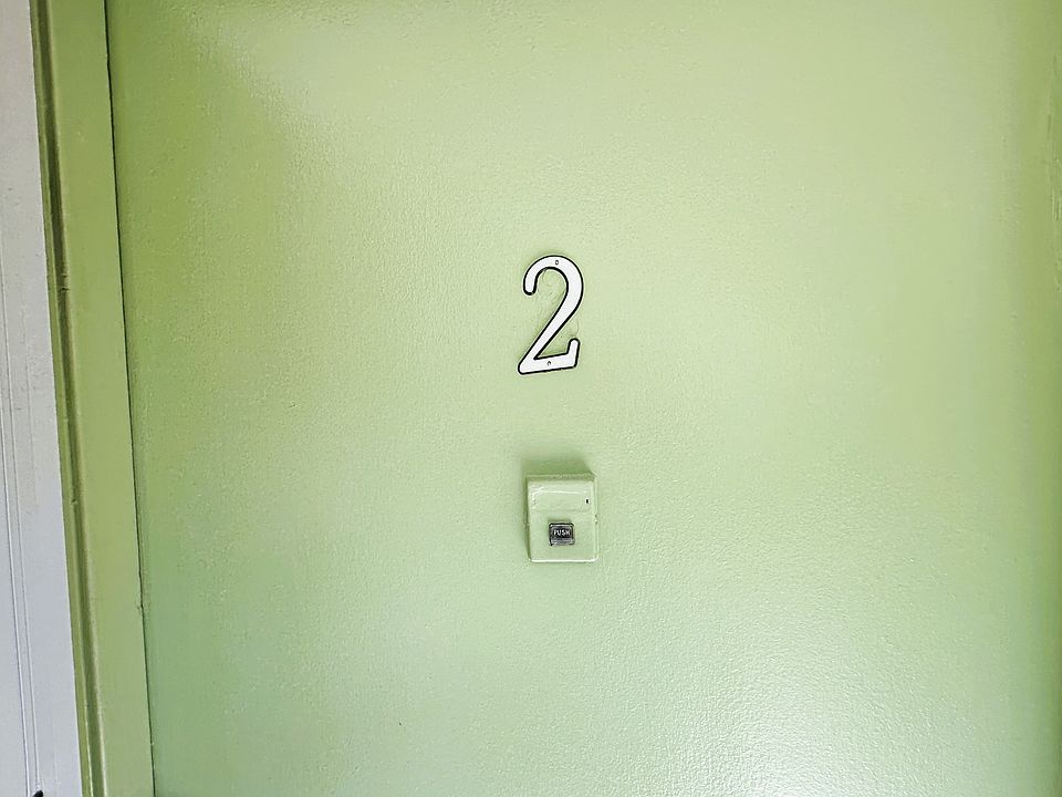 1st image of 5115 Denny Ave #2
