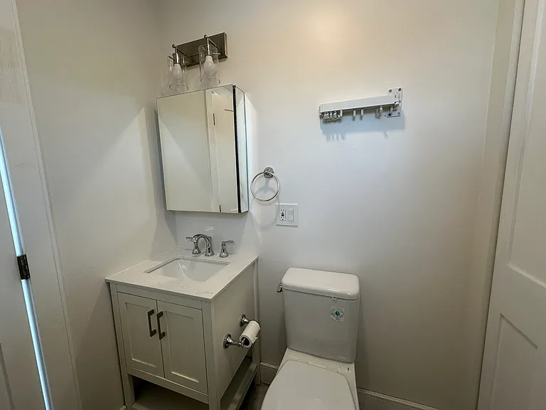 3 Morton Pl #2 — Photo 5